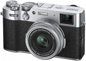 Фотокамера Fujifilm X100V оценена в 100 тысяч рублей
