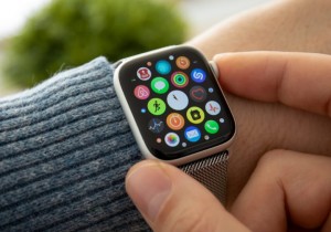 Продажи часов Apple обогнали всю швейцарскую часовую индустрию