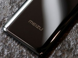 Смартфон Meizu 17 показали на новом рендере