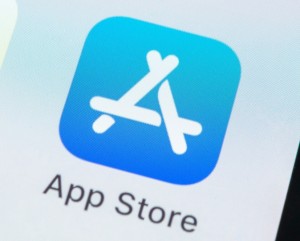 Apple может разрешить пользователям выбирать приложения по умолчанию