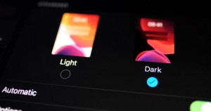 Приложение Google получает Dark Mode для iOS и Android