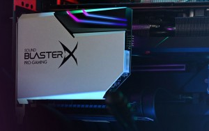 Звуковая карта Creative BlasterX AE-5 Pure Edition в белом цвете