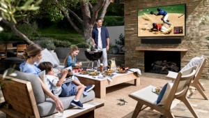 Samsung выпустила телевизоры для летних террас 