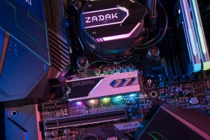 Zadak анонсировала SSD M.2 накопитель с RGB посветкой Zadak Spark RGB