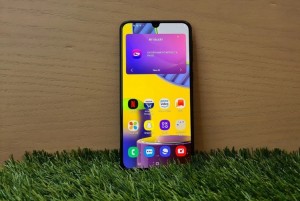 Огромный аккумулятор Samsung Galaxy M31s показали на фото