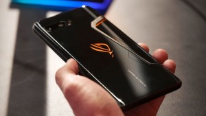 ASUS ROG Phone 3 получит два порта для зарядки