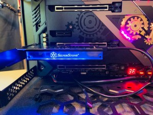 Silverstone ECM24-ARGB PCIE 4 добавляет подсветку твердотельному накопителю