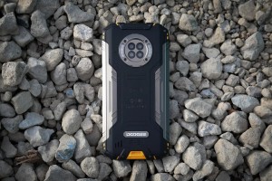 Защищенный смартфон Doogee S96 Pro оценен в $300