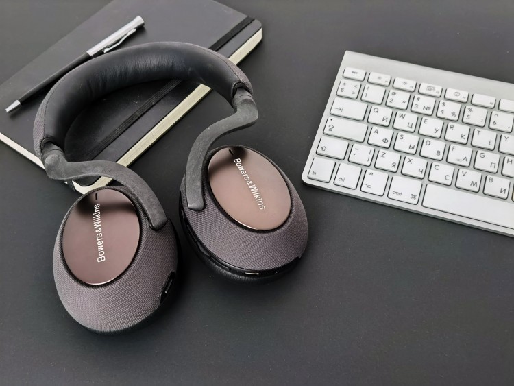 Bowers wilkins p7. Bowers&Wilkins px7. Наушники Bowers & Wilkins px7. Наушники Bowers Wilkins p7 Charcoal. Bowers Wilkins px5 DAC.