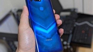 Huawei продает Honor