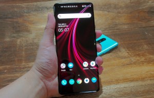  OnePlus 8 и 8 Pro получают оптимизацию системы и исправления ошибок