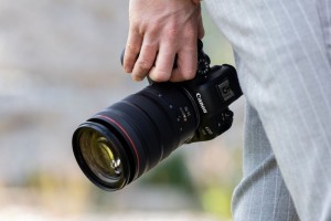 Камера Canon EOS R5 появилась в российской продаже