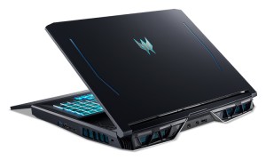 Ноутбук Acer Helios 700 оценен в 220 тысяч рублей
