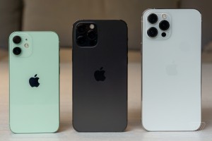 Apple ограничила производство iPhone 12 mini