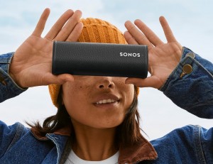 Sonos представила портативную колонку Roam
