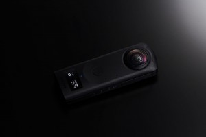 Камера Ricoh Thenta Z1 51GB представлена официально