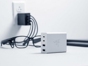 Razer выпустила зарядное устройство USB-C GaN на 130 Вт
