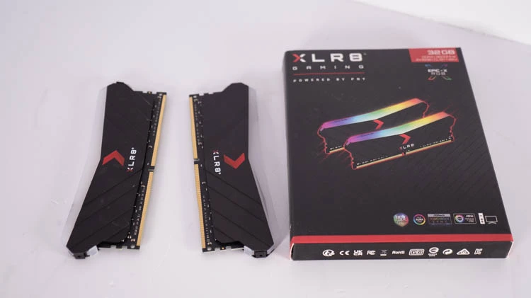 PNY XLR8 Gaming EPIC-X RGB 32GB DDR4-3600