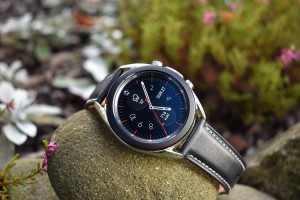 Часы Samsung Galaxy Watch 4 показали на пресс-рендерах