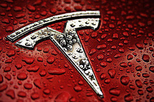 Tesla отзывает более 285 тысяч электромобилей в Китае