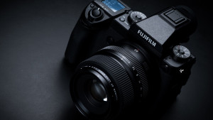 Камеру Fujifilm GFX 50SII матричной стабилизацией