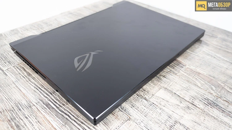 ASUS ROG Zephyrus Duo 15 SE GX551Q