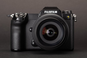 Среднеформатная камера Fujifilm GFX50s II оценена в $4000