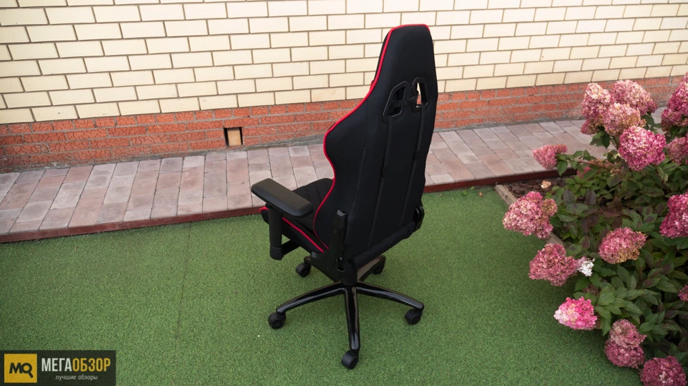 Кресло компьютерное игровое hiper hgs 114 bk red