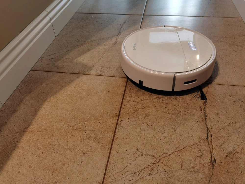 Elari SmartBot Brus