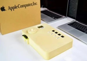 Обнародован первый прототип Apple iPod