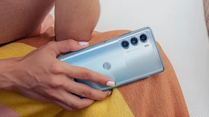 Флагманский смартфон Moto G200 оценен в 450 евро