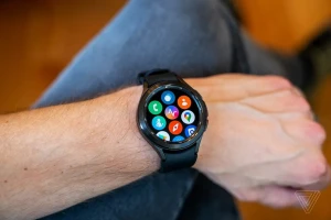 Google создаёт умные часы Pixel Watch