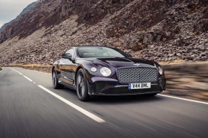 Представлен Bentley GT Mulliner Blackline