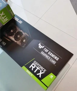 Живое фото видеокарты ASUS TUF Gaming GeForce RTX 3090 Ti Box
