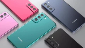 Включенный Samsung Galaxy S21 FE засветился на видео