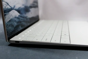 Представлен ноутбук без тачпада Dell XPS 13 Plus