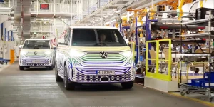 Volkswagen демонстрирует электрический микроавтобус Buzz