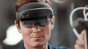Microsoft прекратила разработку HoloLens 3