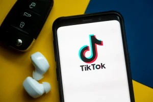TikTok тестирует возрастные ограничения для рекомендаций