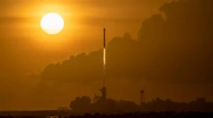 SpaceX потеряла 40 спутников из-за бури