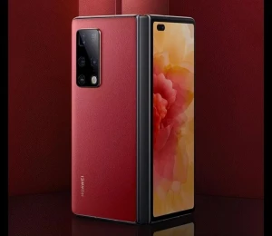 Huawei Mate X2 Lunar New Year Red Limited Edition оценен в $3305