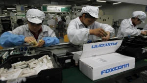 Foxconn приостанавливает работу завода в Шэньчжэне из-за новой вспышки COVID-19 в Китае