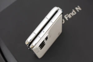 Oppo готовит прямого конкурента Samsung Galaxy Z Flip3