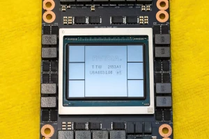 Графический процессор NVIDIA Hopper H100 во всей красе