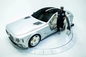 Mercedes-AMG и музыкант Will.I.Am представили эксклюзивное купе The Flip