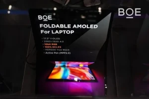 BOE продемонстрировала 17,3-дюймовый складной AMOLED-дисплей для ноутбуков
