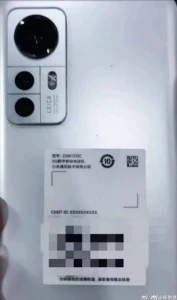 Xiaomi 12S с брендом Leica