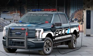 Ford представила электрический пикап F-150 Lightning Pro Special Service Vehicle 2023 для полиции