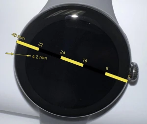Часы Google Pixel Watch получили очень толстую рамку