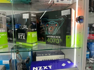 NVIDIA GeForce RTX 4070 Ti продают за 1400 долларов